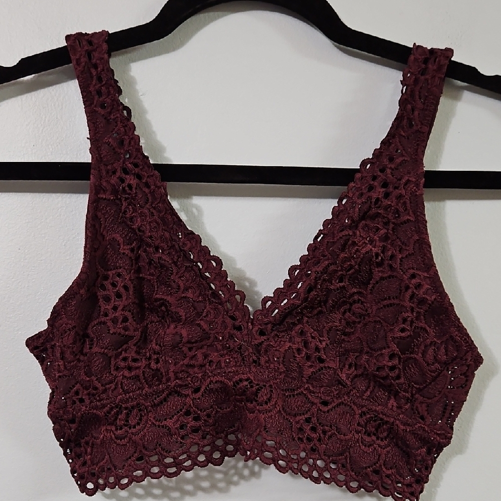 Aerie Lace Bralette in Deep Burgundy Wireless Pull Over Lightly Lined Size SP